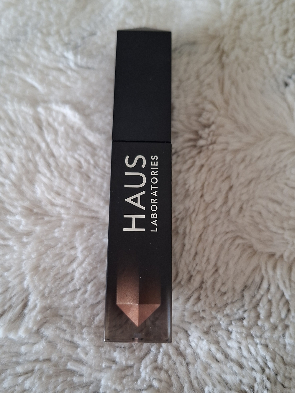 HAUS Labrotories Glam Attack Liquid Eyeshadow Starlight - Picture 2 of 6
